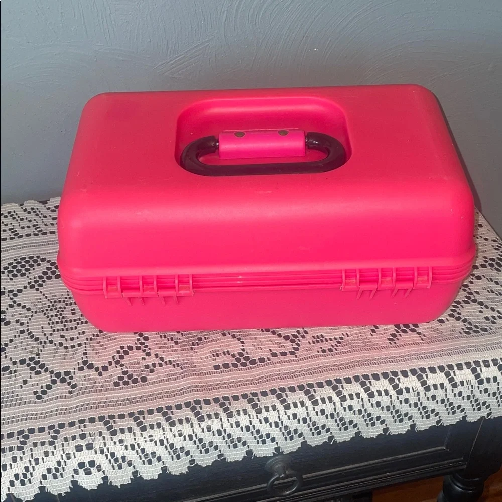 Caboodles Hot Pink Makeup Organizer Case
